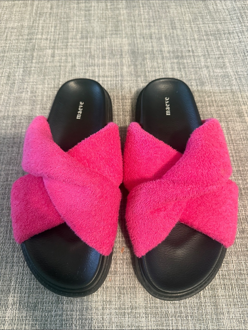 Maeve Pink Terry-Knit Twist Slide Sandals